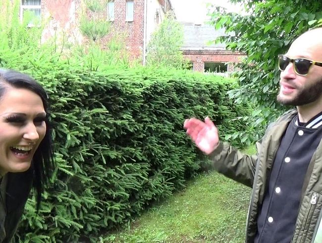 Mira Grey Porno Video: allererstes Usertreffen - sehr peinlich OMG