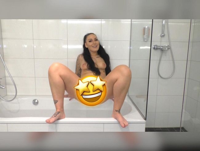 Mira Grey Porno Video: geile pi**-fo**e! komplett veredelt